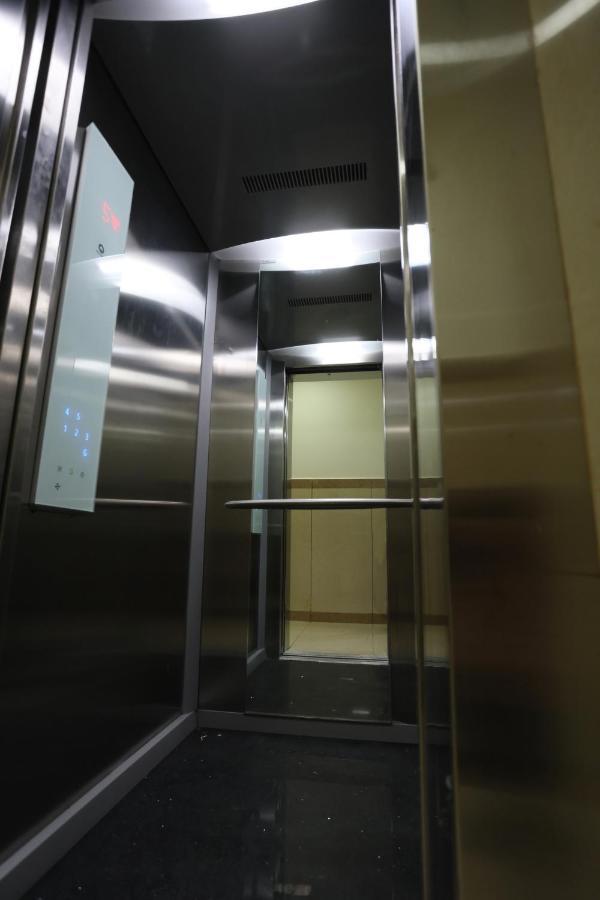 Hotel Sigma Suites 班加罗尔 外观 照片